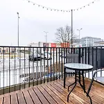 Main Street Lounge - Terrace, Free P, Self Check-in * Riga