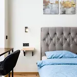 아파트 Main Street Lounge - Terrace, Free P, Self Check-in *